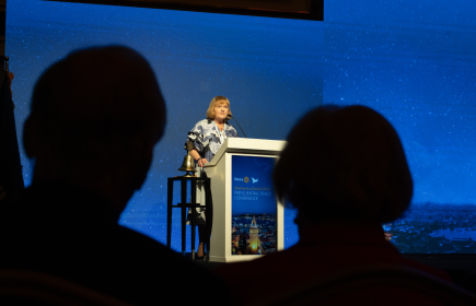 La présidente mondiale Stephanie Urchick a ouvert la conférence du Rotary pour la paix à Istanbul en délivrant un message clair